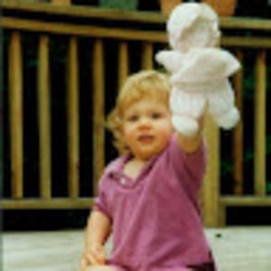 Meet your Posher, Caitlin